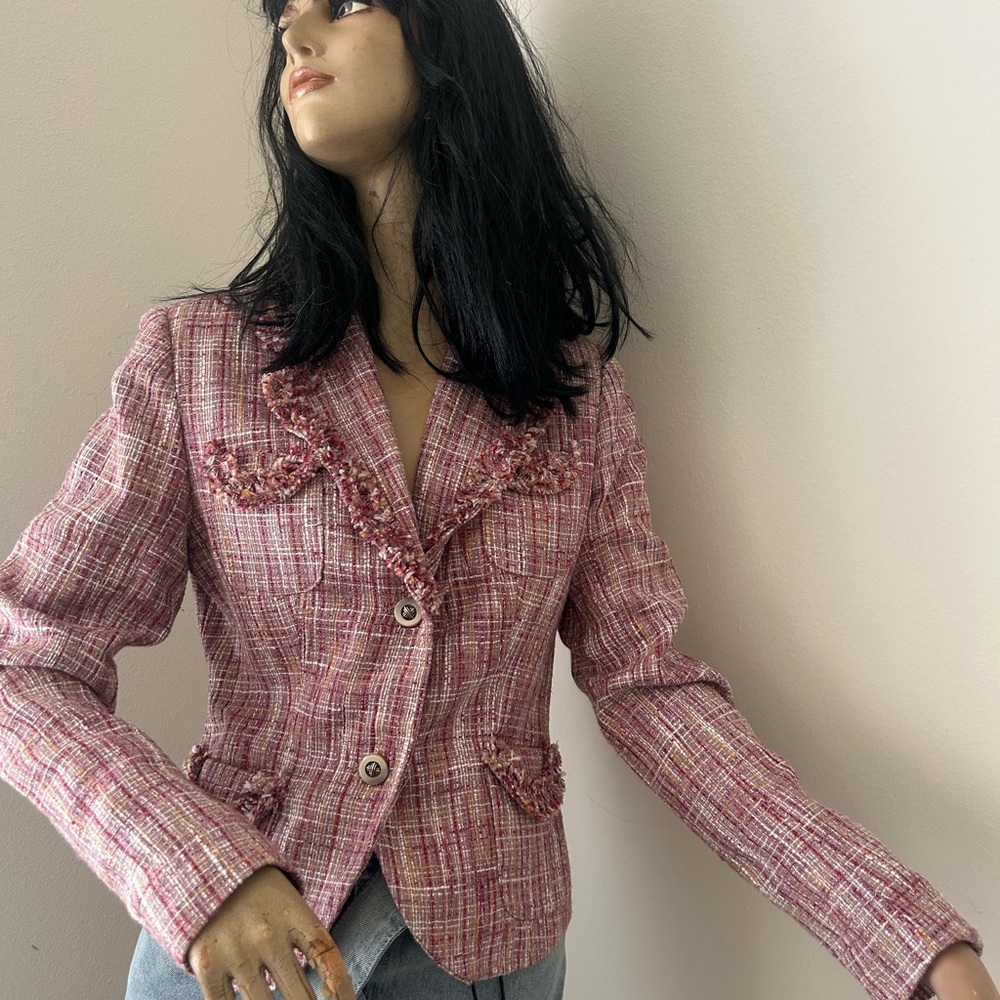 Elegant Pink Tweed Blazer